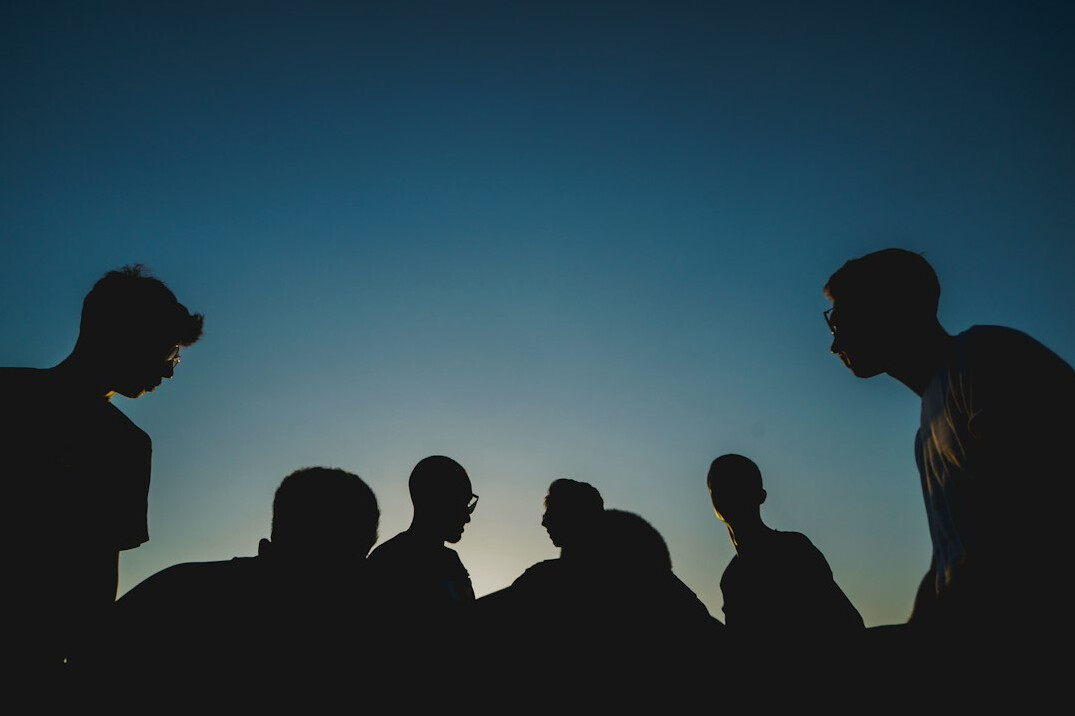 diverse group discussion body language